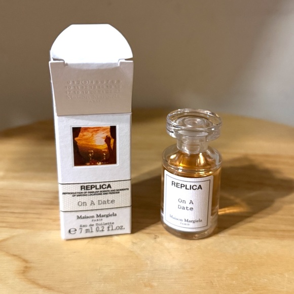 Maison Margiela On a date mini travel trial size NWT - Picture 1 of 5